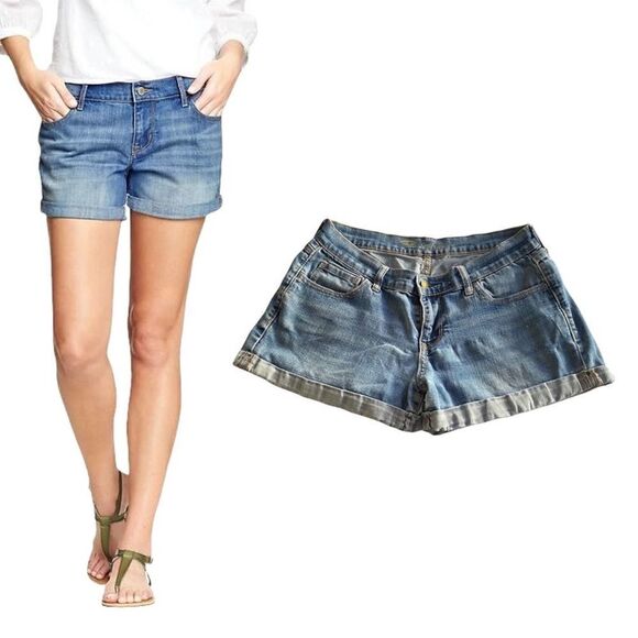 Old Navy Cuffed Boyfriend Jean Shorts, Size 6 - Picture 1 of 7